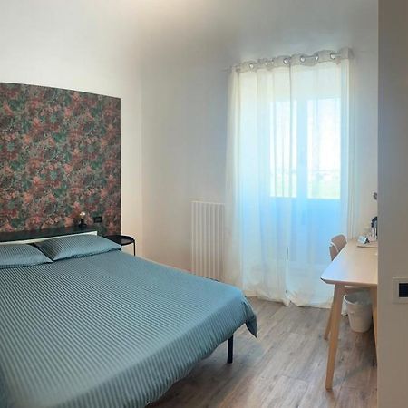 Sunrise Bed & Breakfast Marina Di Pisa Exterior photo